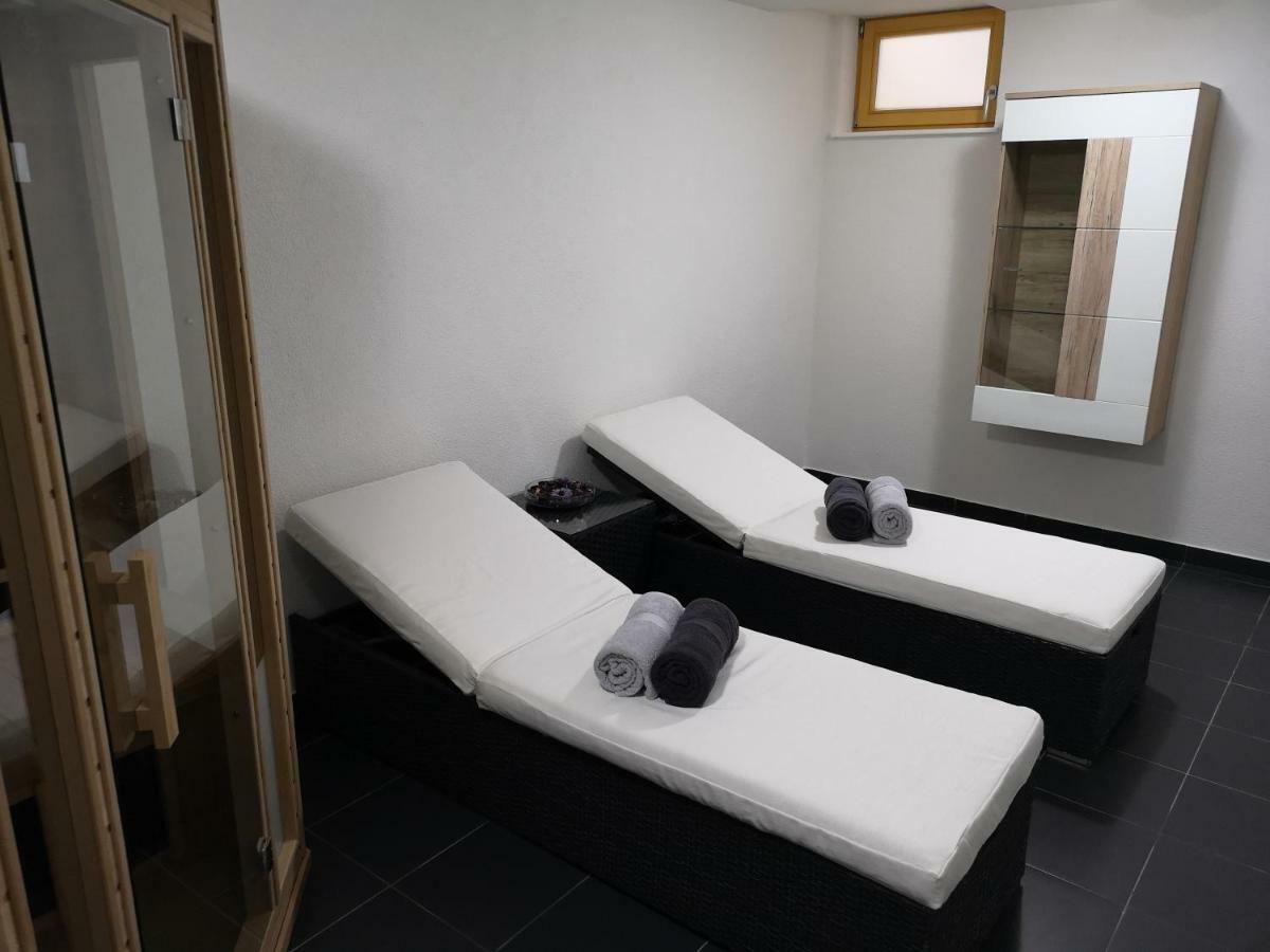 Apartma Lucijana Мойстрана Экстерьер фото