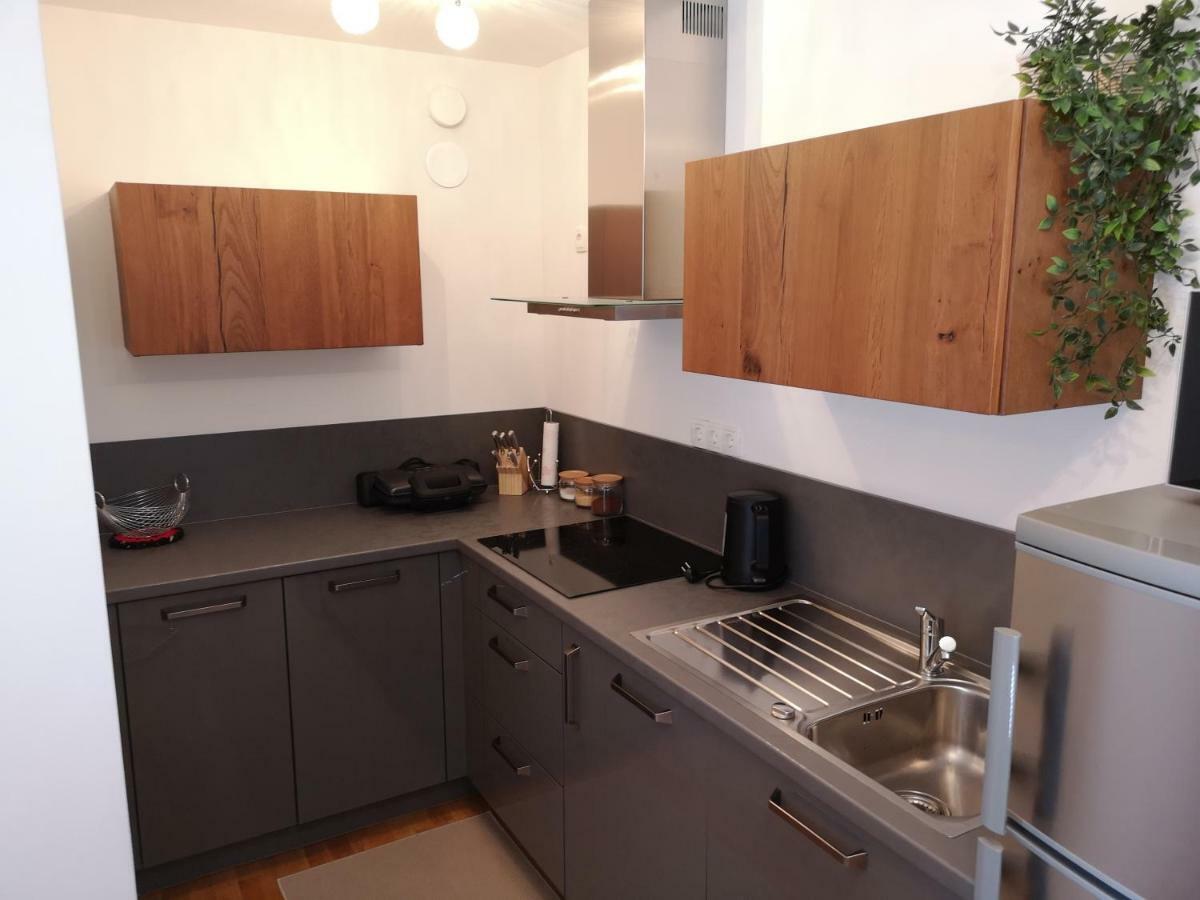 Apartma Lucijana Мойстрана Экстерьер фото
